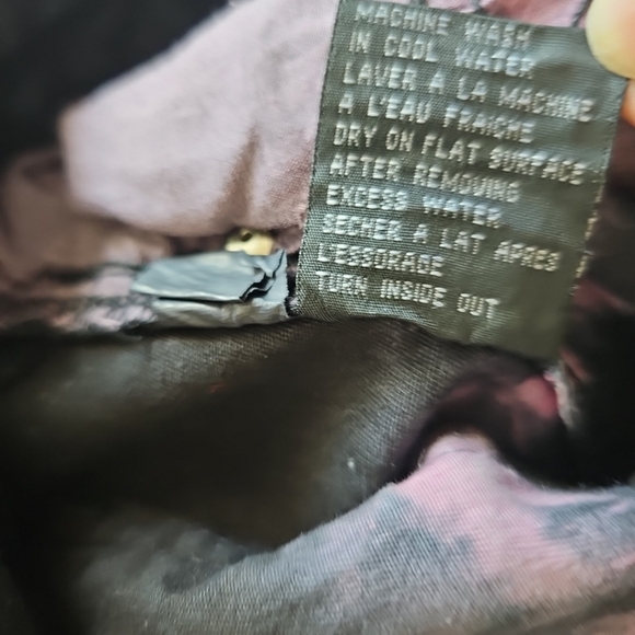 Sold‎ - Picture 9 of 9